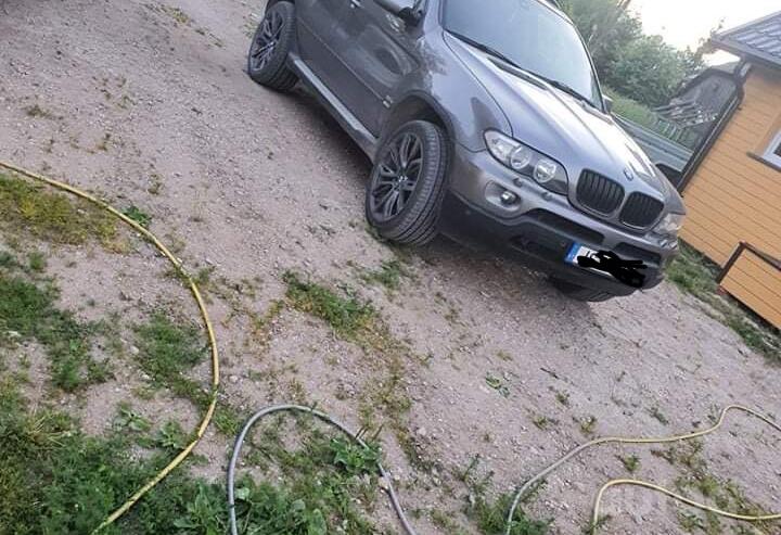BMW X5 E53 [restyling] Crossover