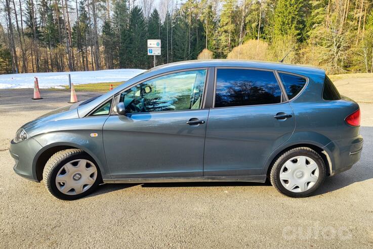 SEAT Toledo 3 generation Hatchback