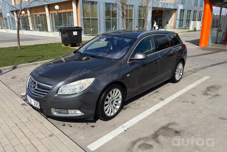 Opel Insignia A Sports Tourer wagon 5-doors