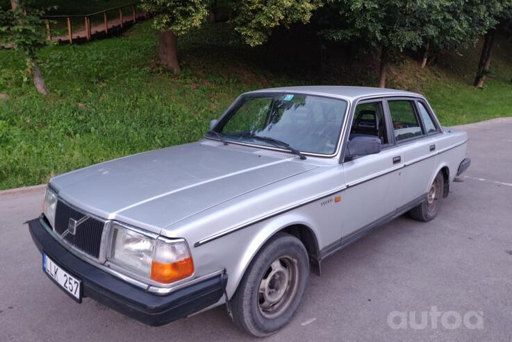 Volvo 240 1 generation 244 Sedan 4-doors