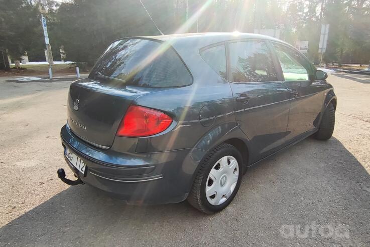 SEAT Toledo 3 generation Hatchback