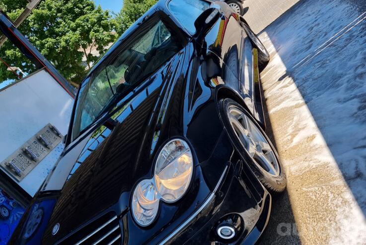 Mercedes-Benz CLK-Class C209 Coupe-Hardtop