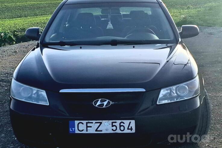 Hyundai Sonata NF Sedan