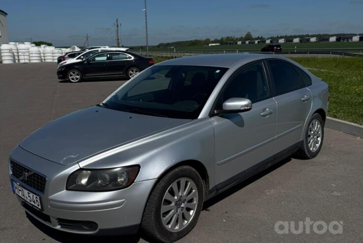Volvo S40 2 generation Sedan