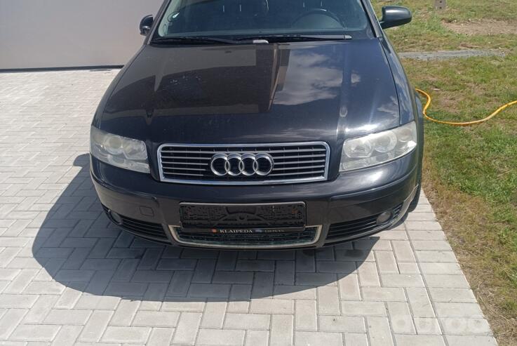 Audi A4 B6 Avant wagon 5-doors