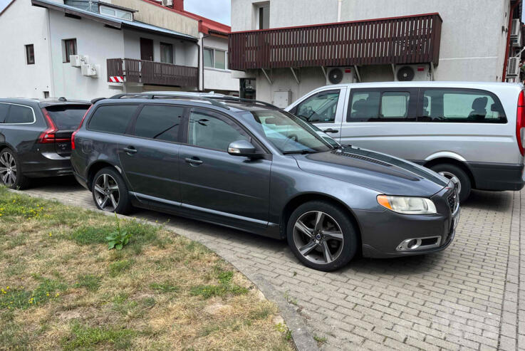 Volvo V70