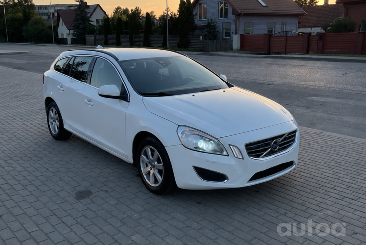 Volvo V60 1 generation wagon