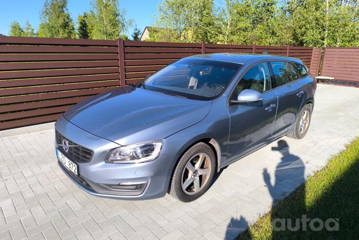 Volvo V60 1 generation [restyling] wagon 5-doors