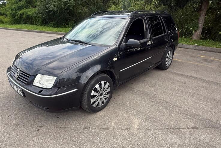Volkswagen Golf 4 generation wagon