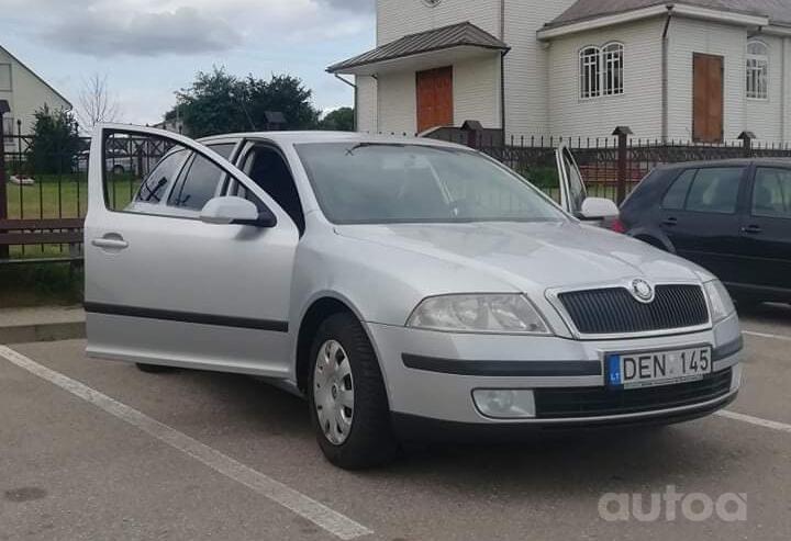 Skoda Octavia 2 generation Combi wagon 5-doors