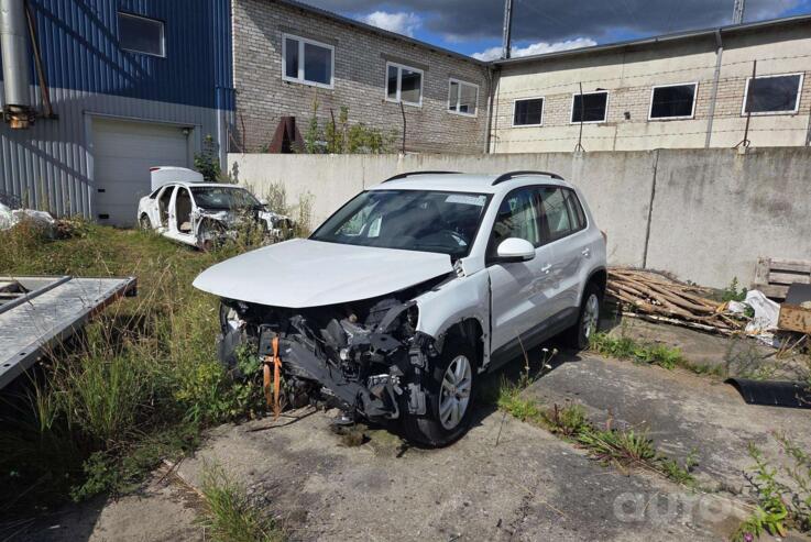 Volkswagen Tiguan 2 generation Crossover 5-doors