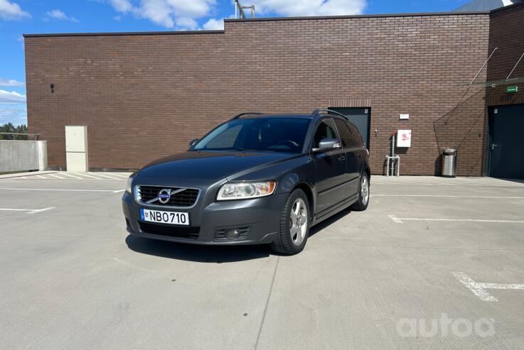 Volvo V50 1 generation [restyling]
