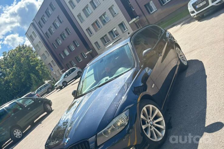 BMW 330 2010