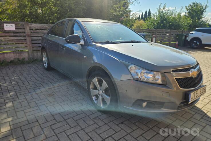 Chevrolet Cruze J300 Sedan