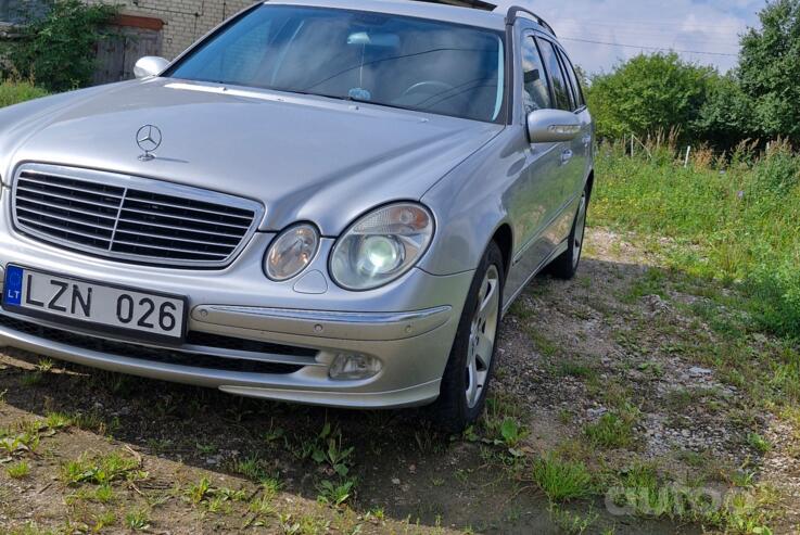 Mercedes-Benz E-Class W211/S211 wagon 5-doors