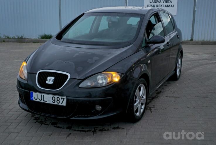 SEAT Toledo 3 generation Hatchback