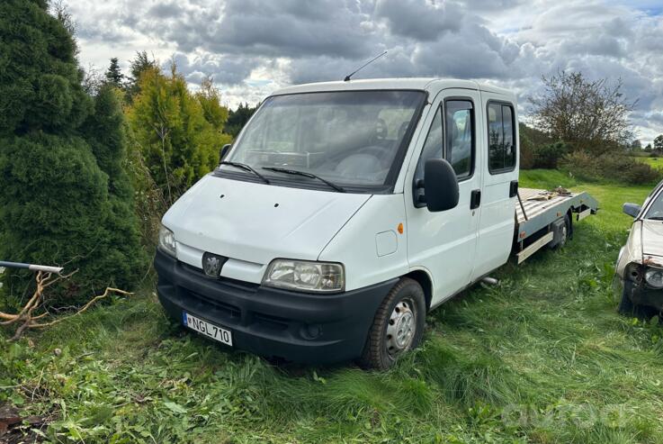 Peugeot Boxer 2 generation