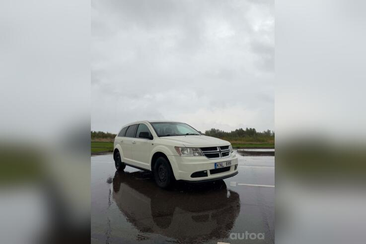 Dodge Journey 1 generation [restyling] Crossover