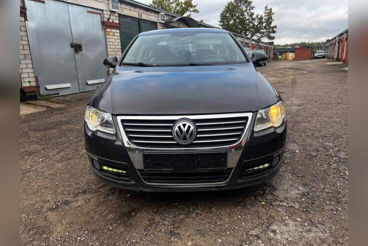 Volkswagen Passat B6 Sedan 4-doors