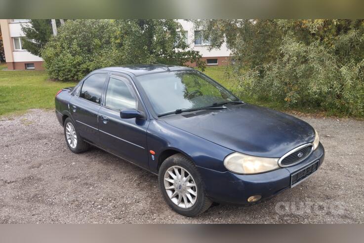 Ford Mondeo 2 generation Sedan