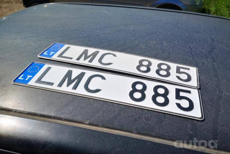 LMC885
