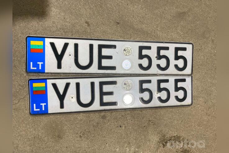 YUE555