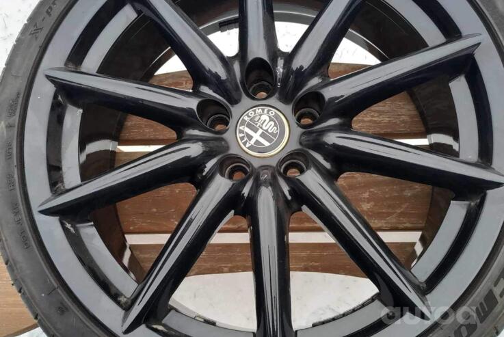 Alfa Romeo, valuveljed