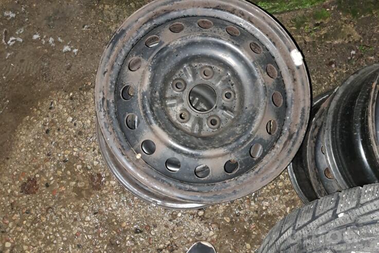 Muu, terasest stantsitud