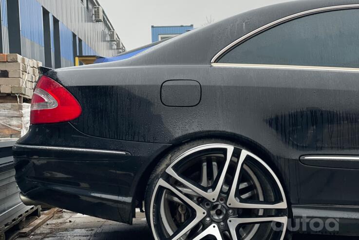 Mercedes Benz, valuveljed