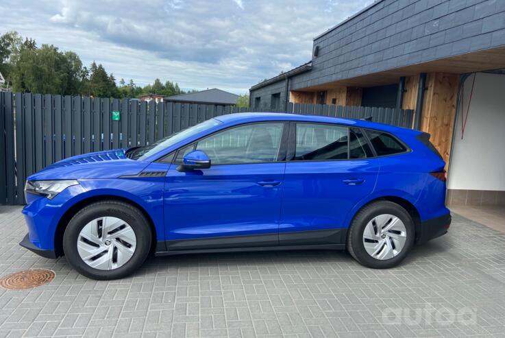 Skoda, terasest stantsitud