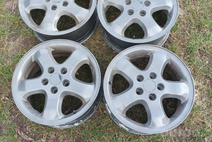 SAAB Opel, valuveljed