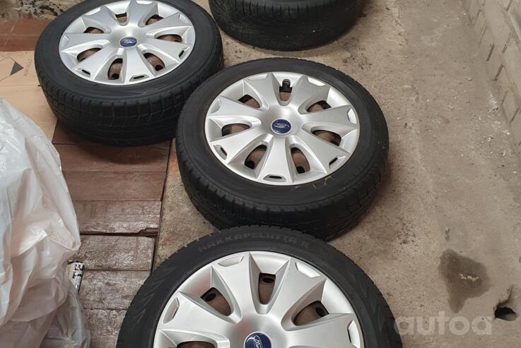 Ford, terasest stantsitud