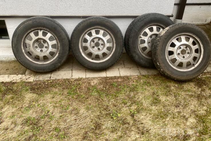 Volswagen, valuveljed