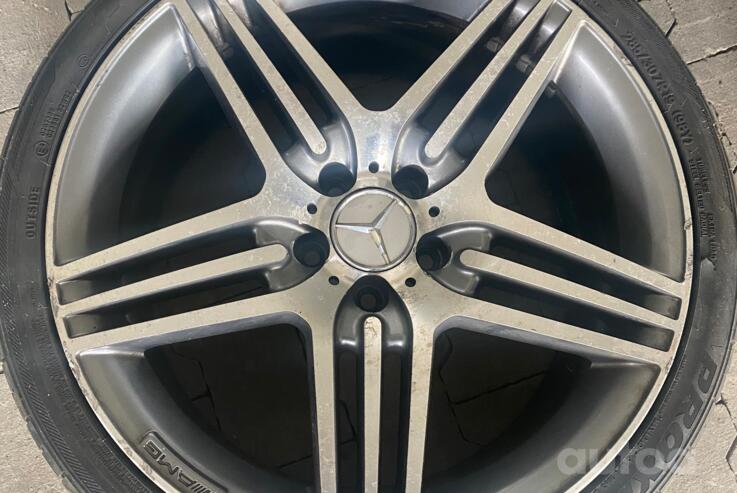 Mercedes Benz, valuveljed