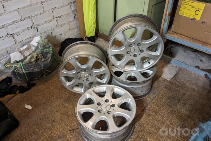 Mercedes, valuveljed