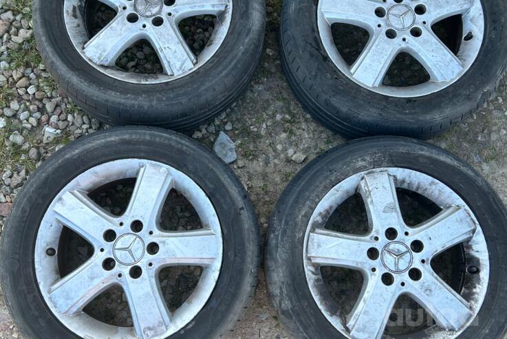 Mersedes, valuveljed