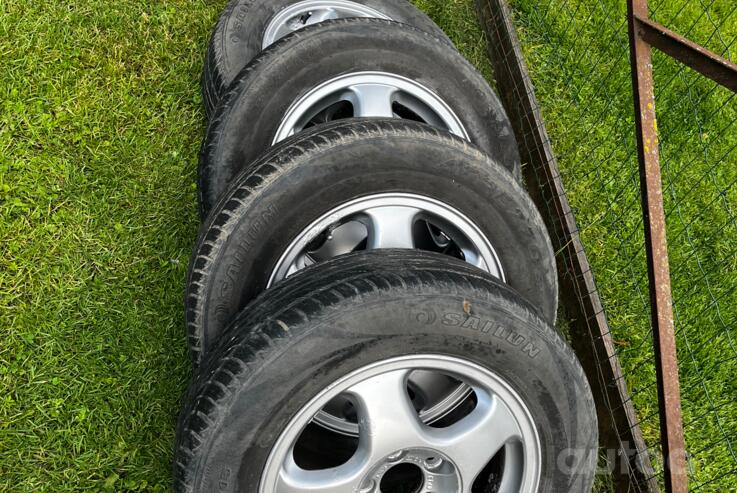 Opel ratai, valuveljed