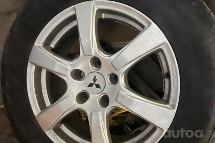 Mitshubishi, valuveljed