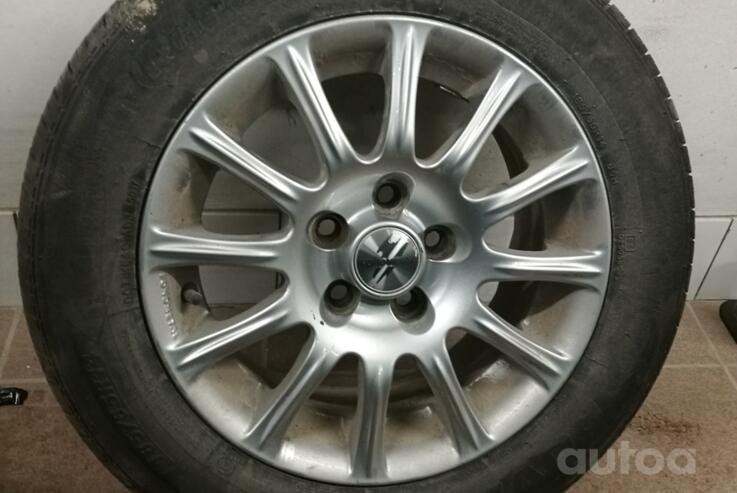 FONDMETAL, valuveljed