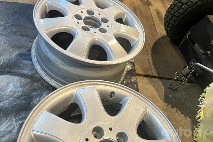 Mercedes, valuveljed