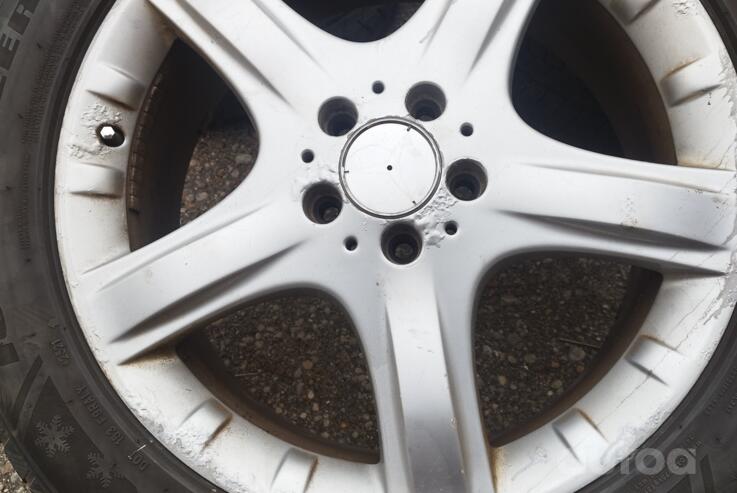 Mercedes, valuveljed