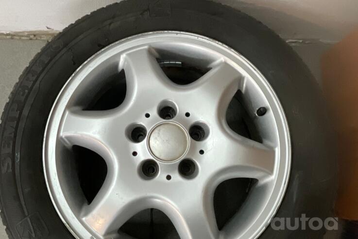 Mercedes benz, valuveljed