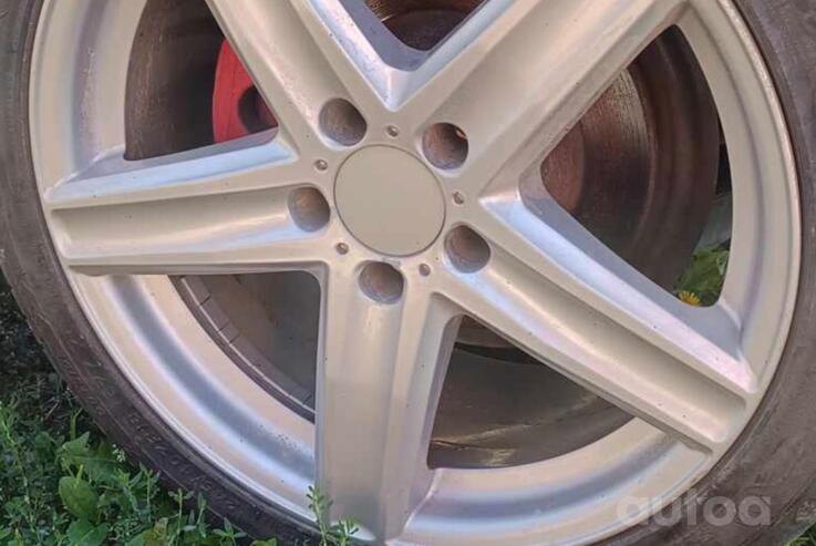 Mersedes, valuveljed