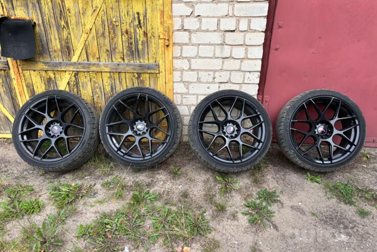 Japan Racing, valuveljed