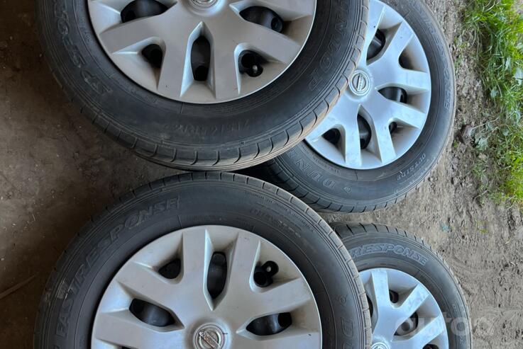 Nissan, terasest stantsitud