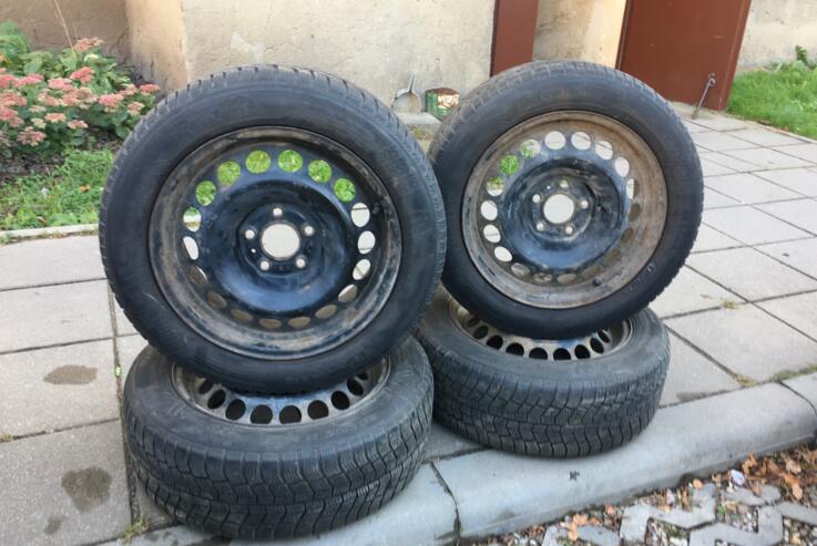 Audi, terasest stantsitud