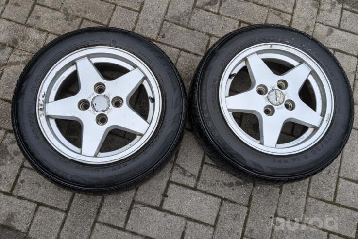 Fondmetal, valuveljed