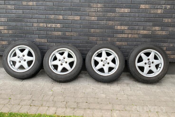 Toyota Yaris, valuveljed