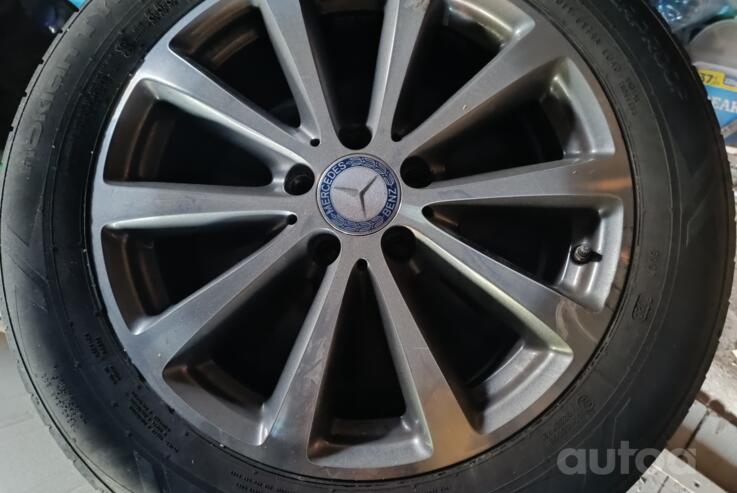 Mersedes, valuveljed