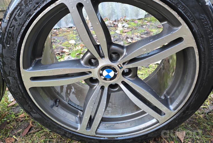 Made in italy, valuveljed